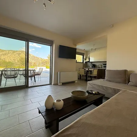 Topos Luxury Heraion 4* Loutráki