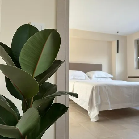 Topos Luxury Heraion 4* 路特奇