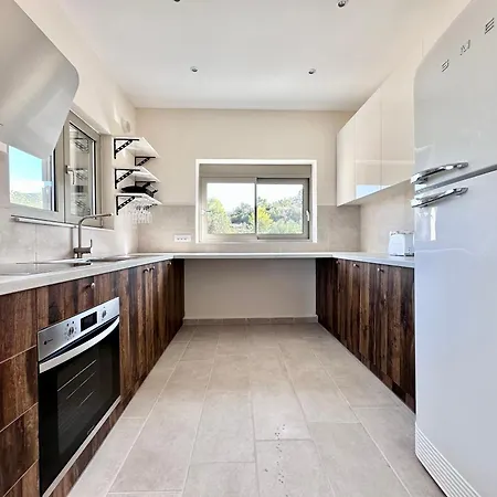 Topos Luxury Heraion 路特奇