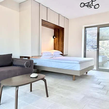 Topos Luxury Heraion Ξενοδοχείο με διαμερίσματα Λουτράκι