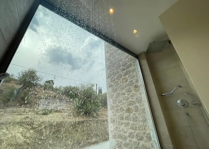 Topos Luxury Heraion 4* لوتراكي