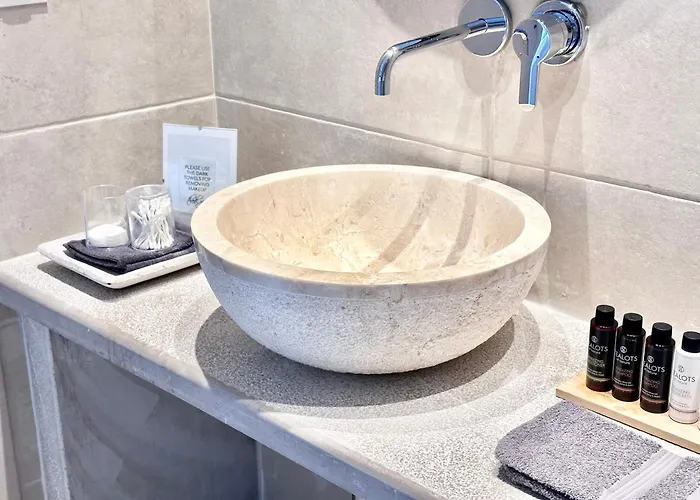 Topos Luxury Heraion شقة فندقية