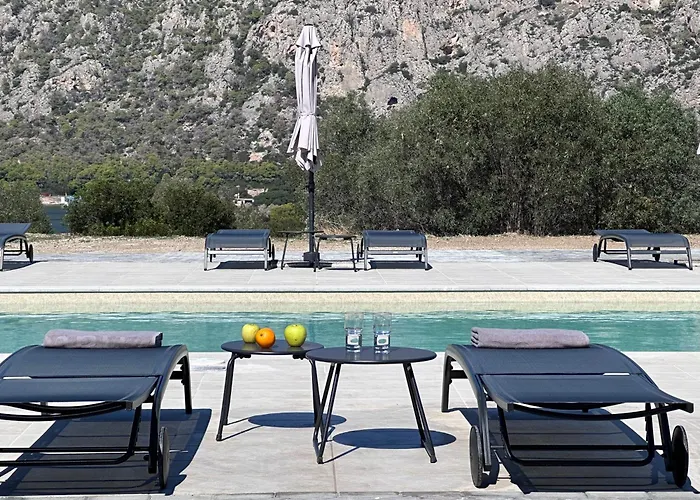 شقة فندقية Topos Luxury Heraion 4*