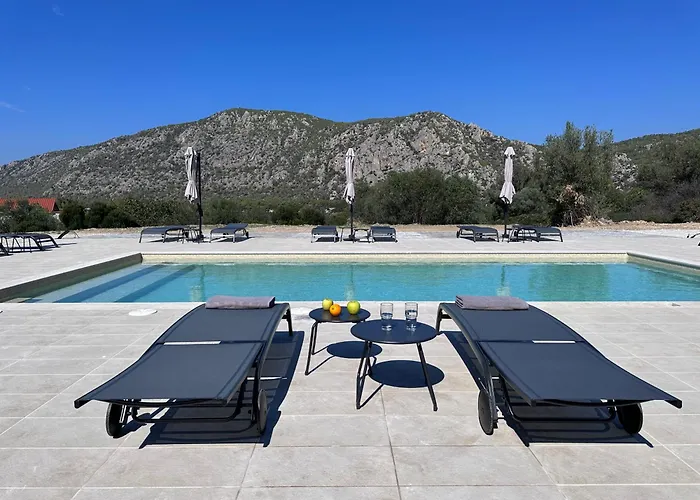 شقة فندقية Topos Luxury Heraion 4*