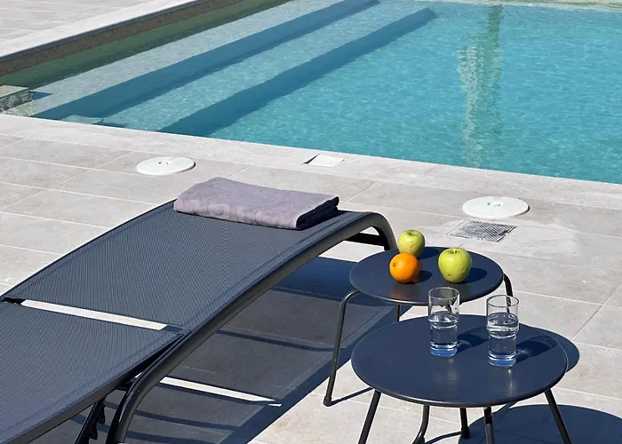 Topos Luxury Heraion 4* لوتراكي